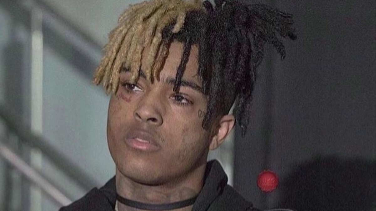 http://www.4words.ru/photos/xxxtentacion/gallery/www.4words.ru_xxxtentacion_994.jpg