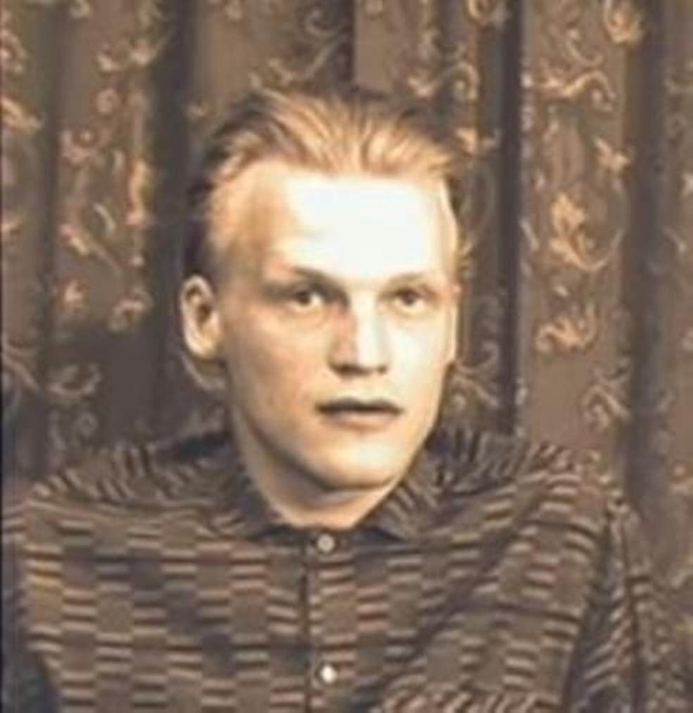 Леня Серебряков певец