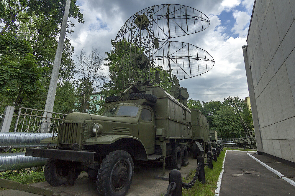 Образом п в р. РЛС П-15 тропа. ЗИЛ 157 РЛС п15. П-15 (радиолокационная станция). РЛС п15м.