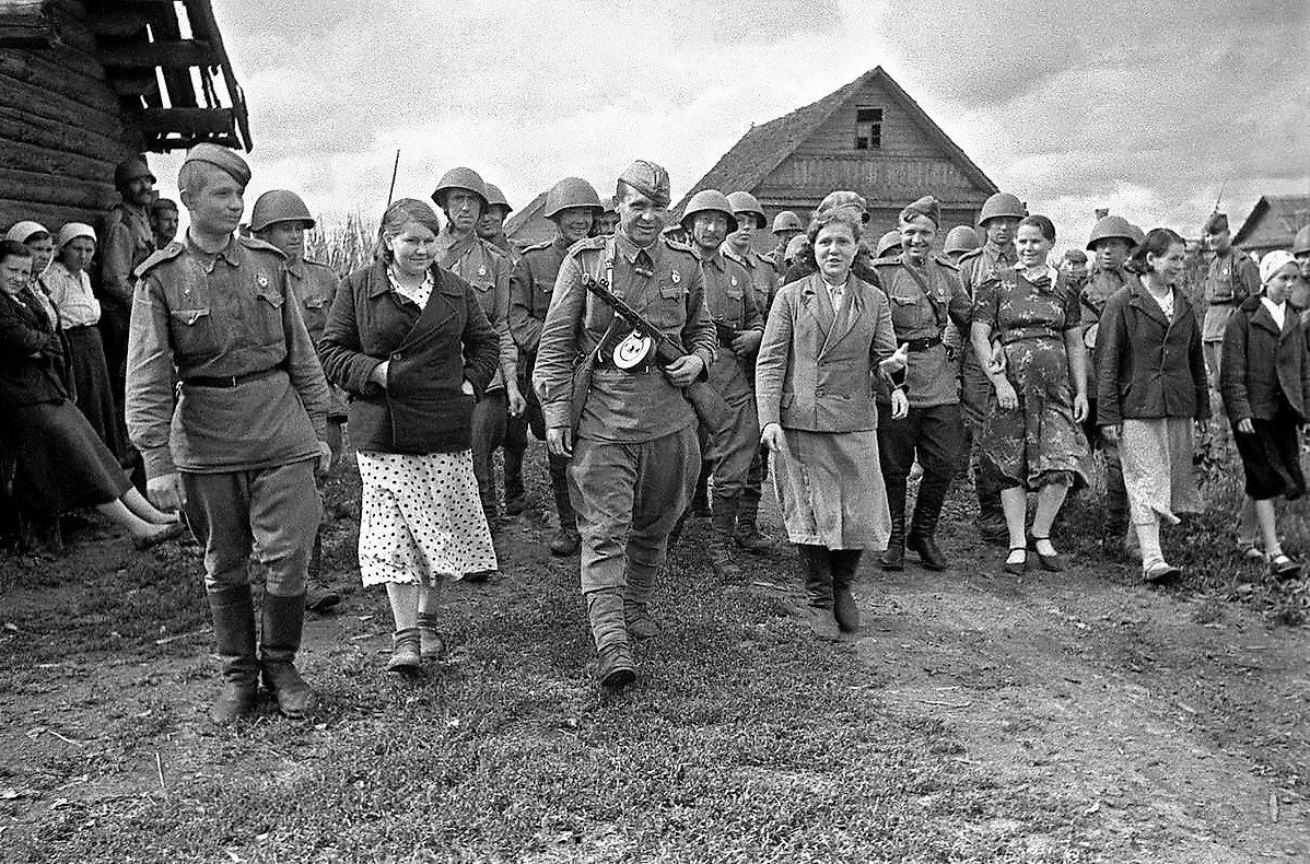 Жизнь на 2 фронта. Великий отчество войны 1941-1945.
