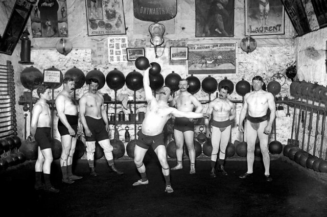  Атлетический зал доктора Краевского