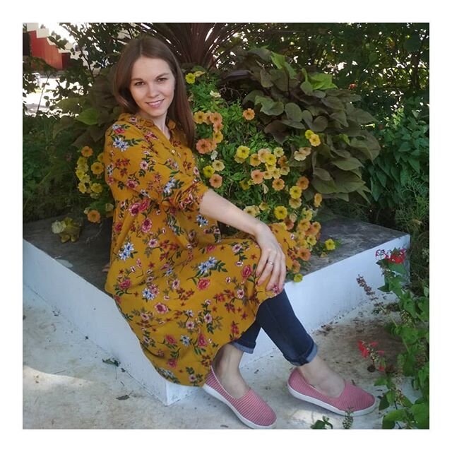 В ЛЮБОЙ УДОБНЫЙ МОМЕНТ МАНИФЕСТИРУЙ . Каждый раз, когда мы о чем-то думаем, говорим, неважно о плохом или хорошем, мы манифестируем. . Поэтому важно находиться в осознанности, контролировать свои мысли, чувства и слова. . Если сказали или подумали что - то негативное или промелькнула негативная мысль, картинка. Скажите ОТМЕНЯЮ. . Как часто можно загадывать желания: чем чаще, тем лучше. Загадывайте все: от места на парковке до работы, подарков, клиентов, проектов. . 💚Просто Загадывайте и все, не думайте, как придёт, довертесь вселенной, у неё гораздо больше вариантов на исполнение. . 💛Тренируйте свой мозг как мышцы. Начинайте с маленьких желаний и фиксируйте их исполнение для мозга и ваших тараканов, чтобы они поверили. И с каждым разом Загадывайте крупнее желание. И когда исполняется, благодарите, благодарите вселенную, что слышит вас. . 💖Каждый достоин исполнения всех желаний. Каждый достоин самого лучшего. . 🙏Верьте в себя, вселенную, доверяйте и продолжайте действовать и все получится, все исполнится. . ❤️Поделитесь, кто практикует загадывание желаний и они исполняются. Результаты всегда вдохновляют .