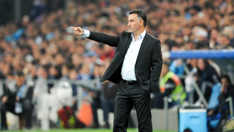 Этот харизматичный мужичок сделал Лилль топчиком во Франции)