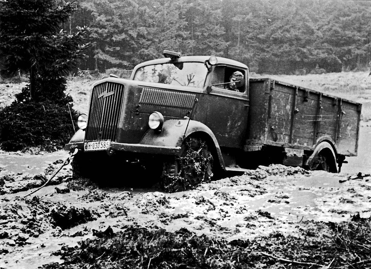 Советские немецкие машины. Opel Blitz 1940. Opel Blitz 3.6. Опель-блиц грузовик вермахта. Opel Blitz 1942.