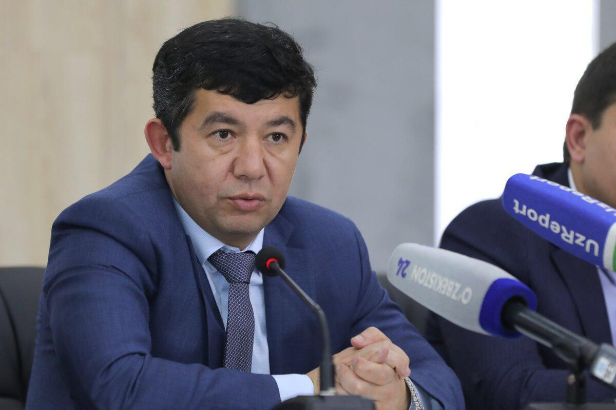 Ассоциация футбола Узбекистана реализует ряд мер по совершенствованию судейской работы и подготовке квалифицированных судей.