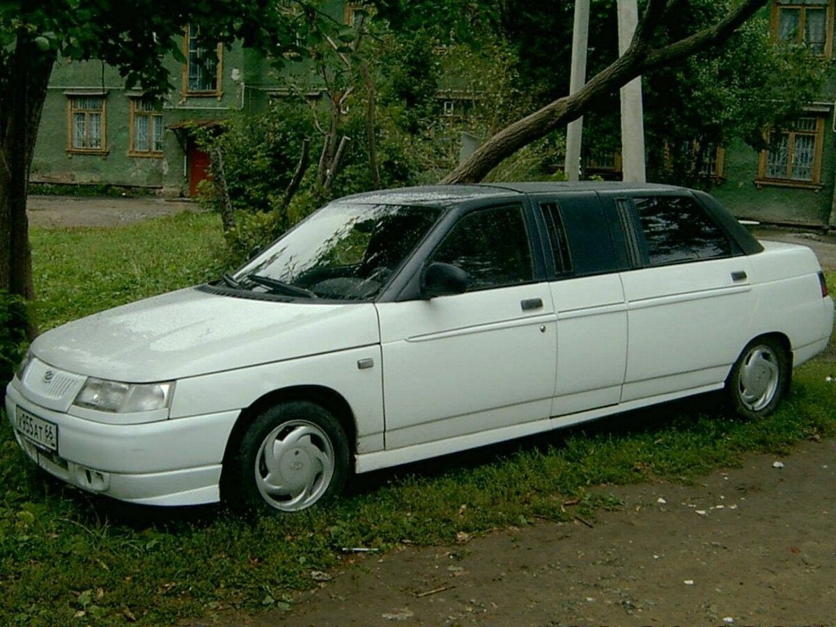 Венгерский автолюбитель превратил старые «Жигули» в шикарный лимузин (новости)