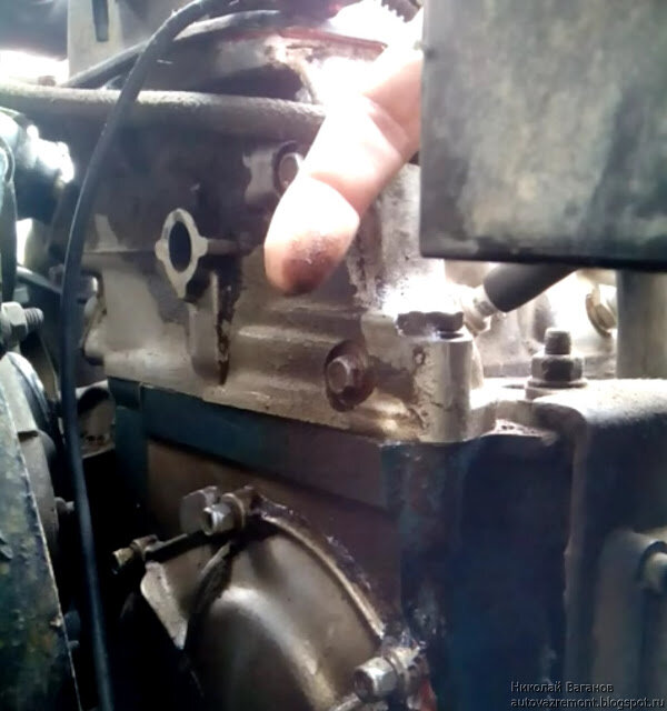 Двое сверху