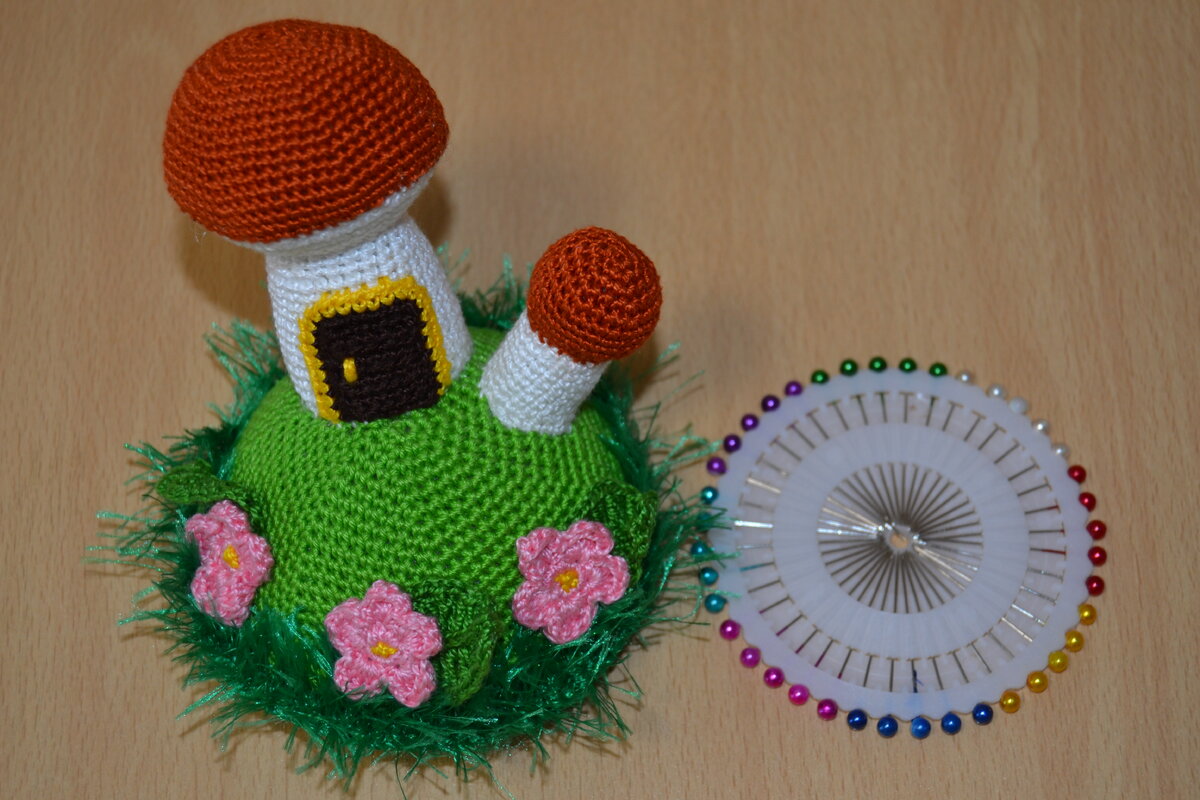 игольница вязаная