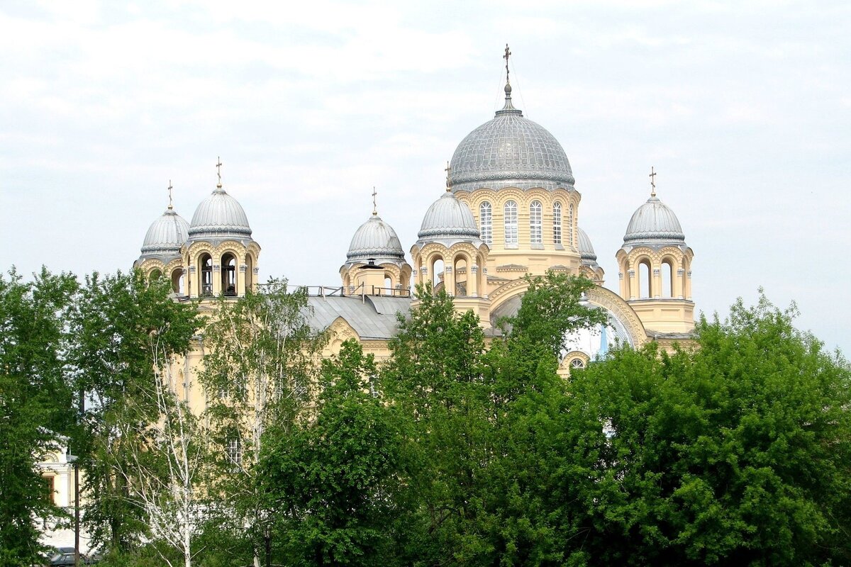 Крестовоздвиженский собор