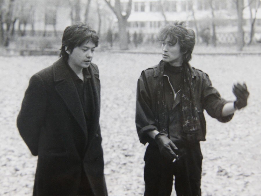 Рашид Нугманов и Виктор Цой на съемках фильма "Игла"