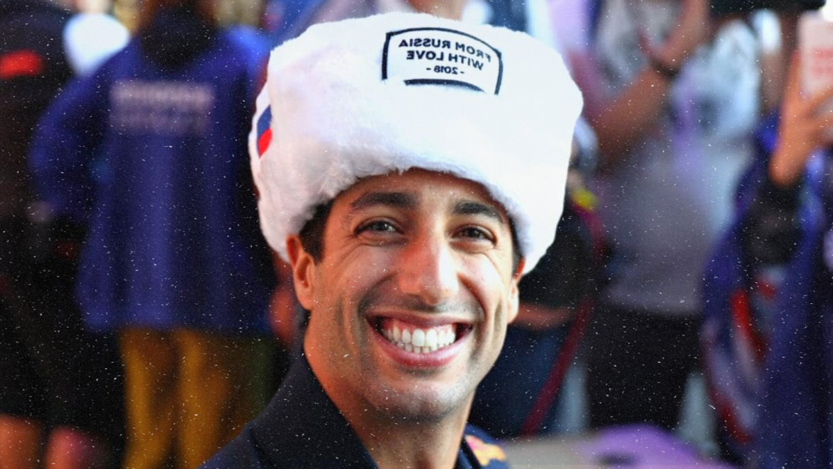 иностранец, шапка, зубы