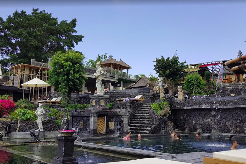 Горячие источники Batur Natural Hot Springs. Фото из сервиса Google Maps