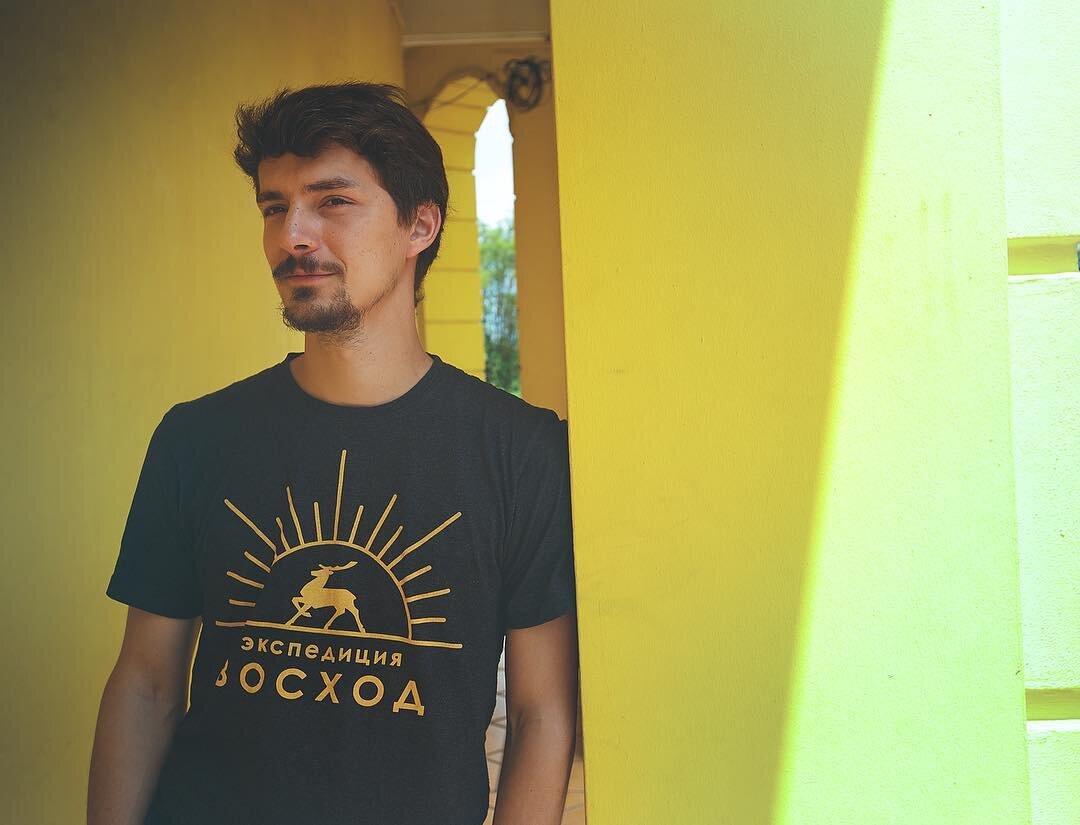 Какой Колян симпатичный! 