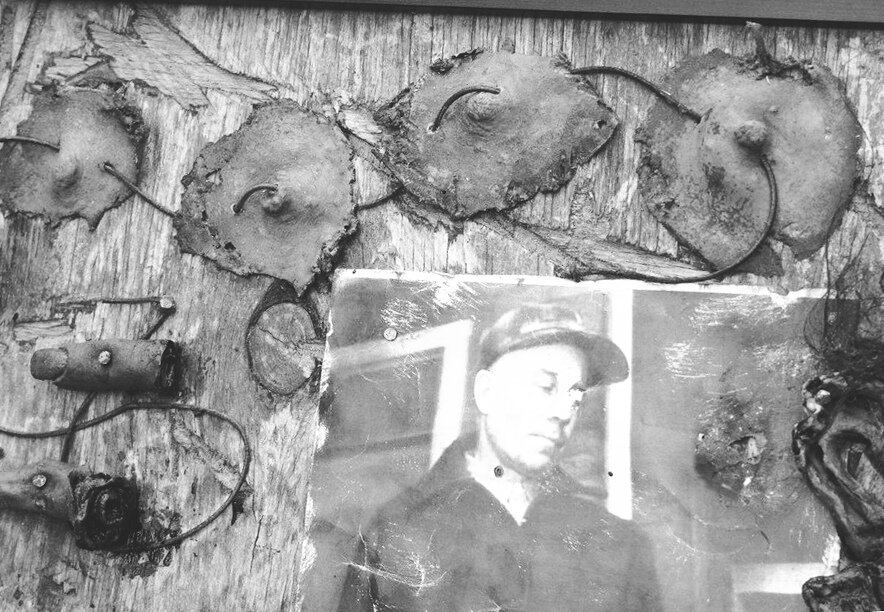 Ожерелье из сосков и пальцев