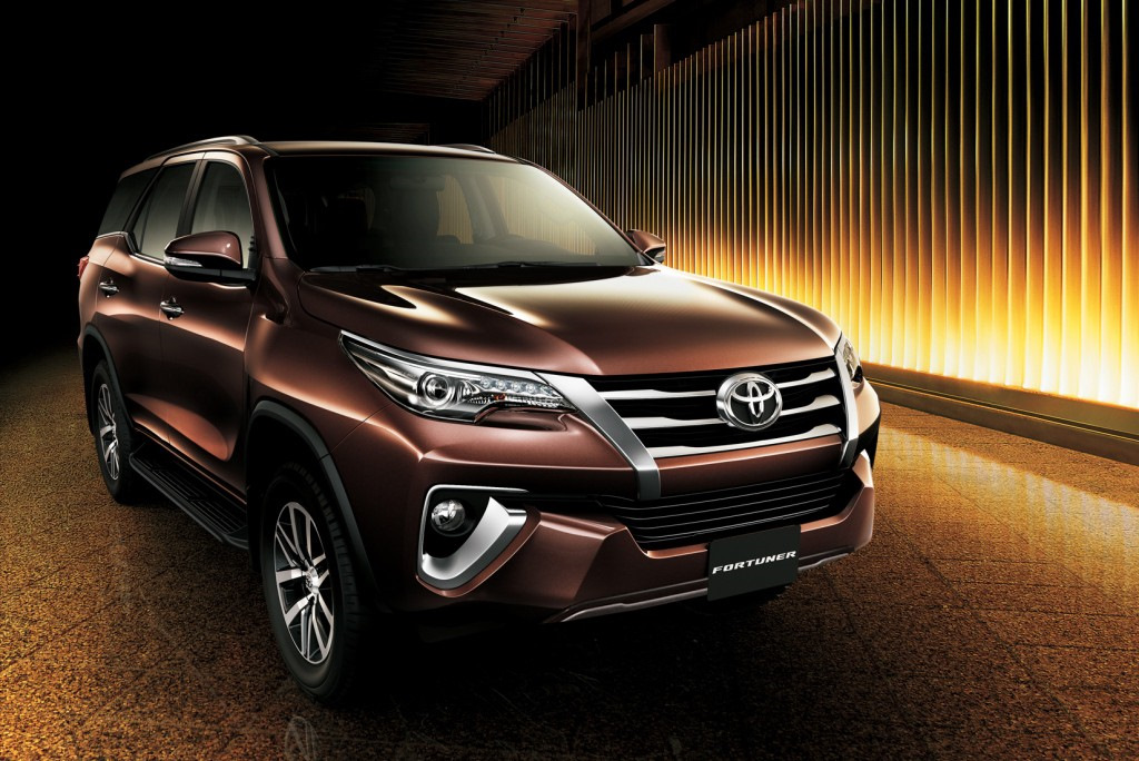 Теперь и Toyota Fortuner есть в н ашем портфолио выполненных работ по шумоизоляции