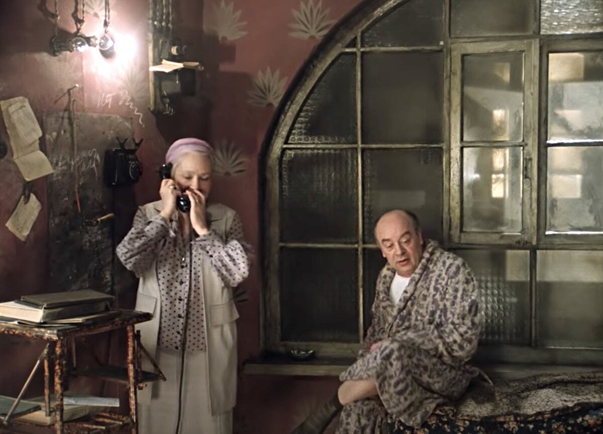 Кадр из фильма «Покровские ворота».