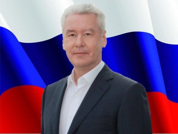 А что?  Эффективный и инициативный менеджер, не побоимся этого слова.