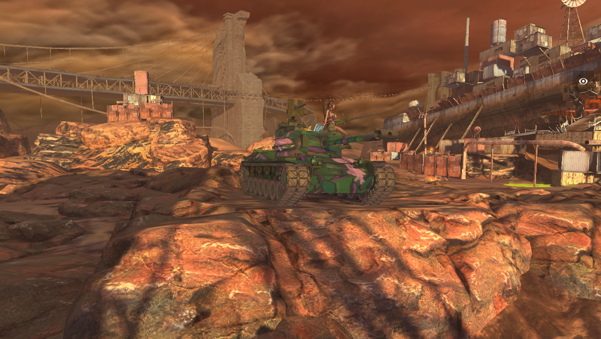 Вот такой легендарный камуфляжик на него есть.