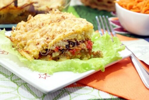 Мясная запеканка с мясным фаршем и картофелем, под плавленым сыром, это беспроигрышный вариант, когда хочется чего-то быстрого и очень вкусного, а на приготовление нет много времени. Время приготовления 45 минут