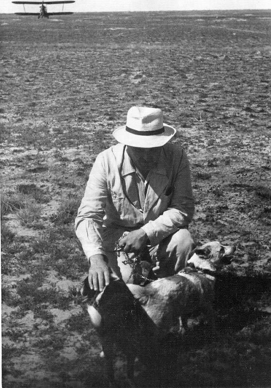 Королёв с собаками. Июль 1951. Капустин Яр