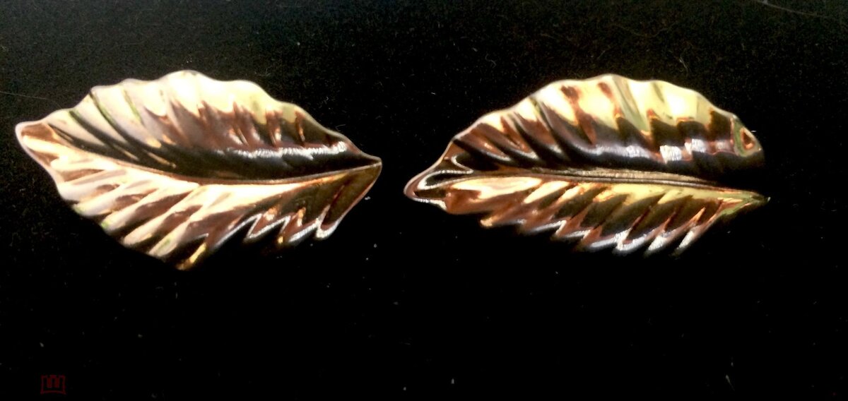  Louis Feraud позолоченные клипсы