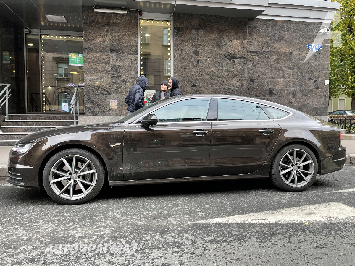 Audi A7, выдан 31.10.2021