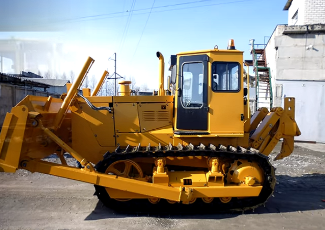 Бульдозер на базе Т - 10М