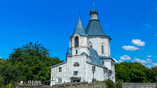 Село Талица. Разрушенная и восстановленная церкви. Источник, который облагородил местный житель