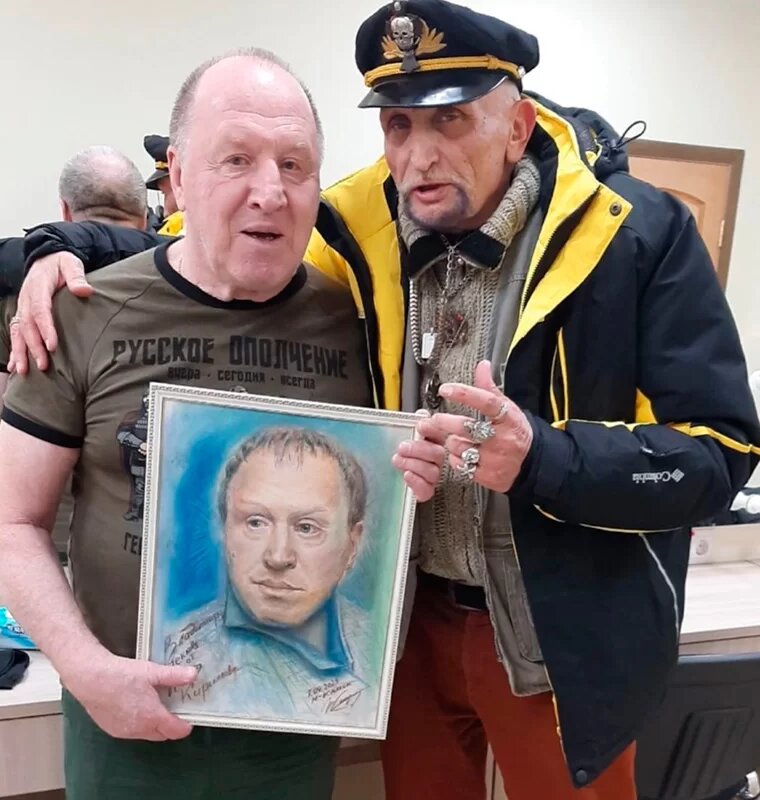    Нижнекамец Игорь Кириллов с актером Владимиром Стекловым