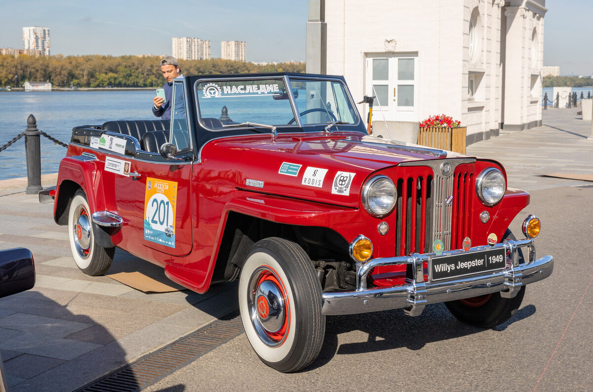 Машины 1966. Willys-Overland. Willys Overland Jeepster 1949 Parts. Ретро - ралли классических автомобилей. Машина 1966 года.