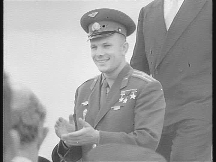 Фото гагарина с голубем Как погиб Юрий Гагарин и какова официальная версия? МИР ИСТОРИИ - WOH Дзен