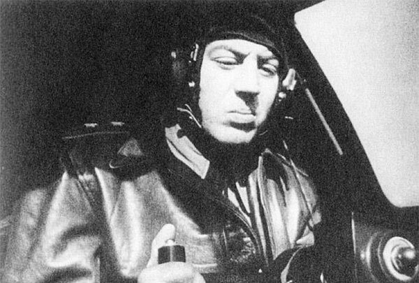 Василий Сталин за штурвалом самолёта