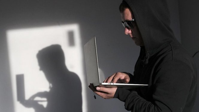 В 53% случаев утеря данных происходит по вине сотрудников самих компаний