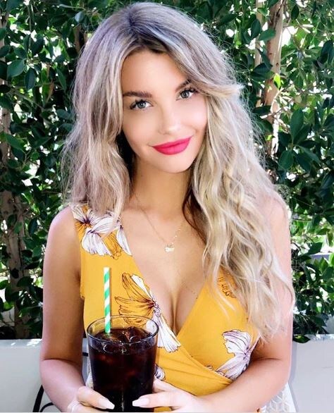 Источник фото: https://www.instagram.com/emilysears/