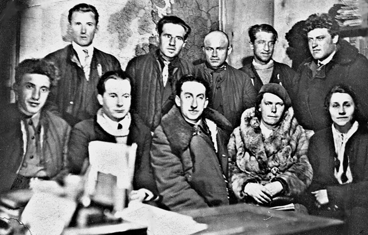 Геологи, 1940 г. (фото из архива Ивана Паникарова)
