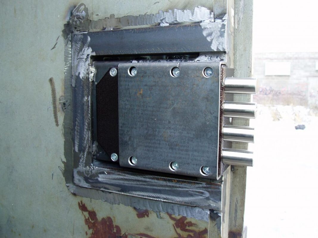 Врезной замок для гаража