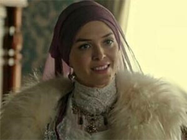 Фаворитка Абдулхамида Фатьма Песенд