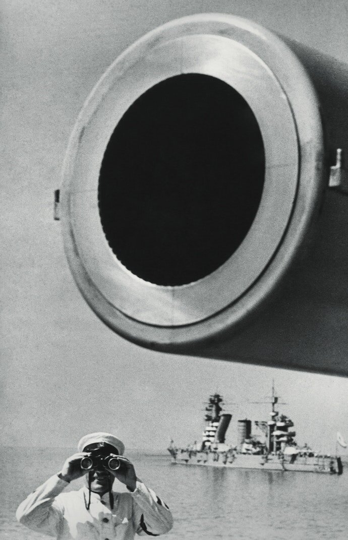 Одна из самых известных фотографий Якова Халипа, не считая портрета Сталина. «В дозоре», 1936 год
