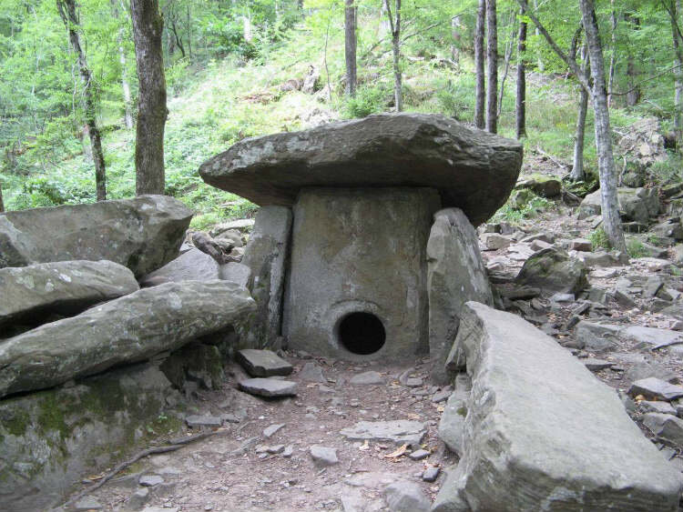 Хаджохский дольмен