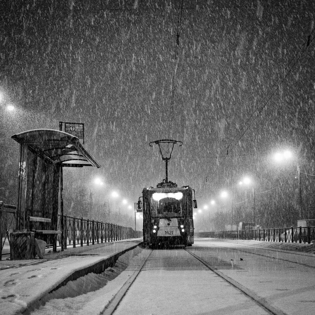 Panasonic Lumix DMC-G6; LEICA DG SUMMILUX 25/F1.4; f/2.8; 1/40; ISO 1600