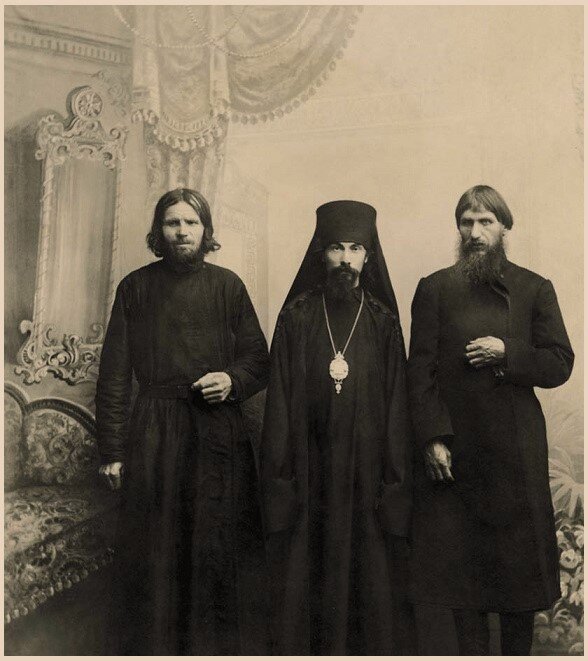 Распутин со священниками