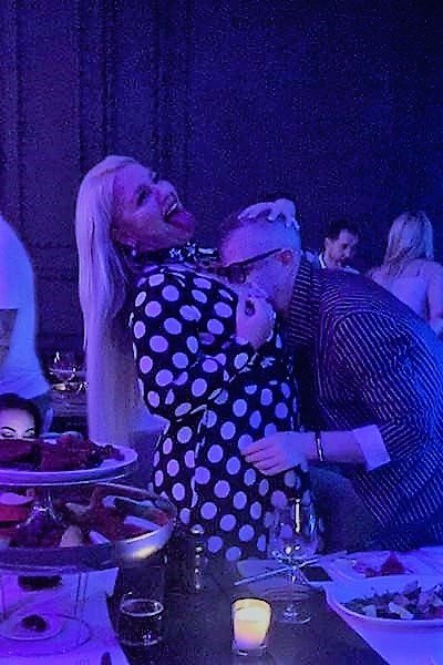 Источник: https://avatars.mds.yandex.net/get-zen_doc/209388/pub_5d2c79b7dfdd2500aeab7f51_5d2c7b754735a600ad6966fb/scale_600