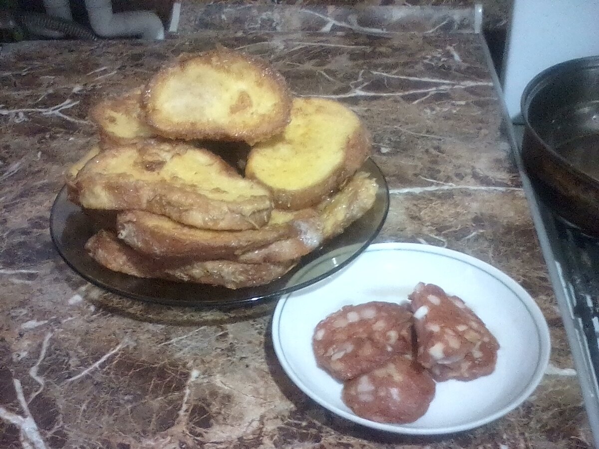 Гренки из батона с чесночком