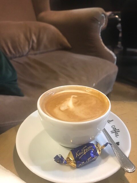 И воздушный капучино.