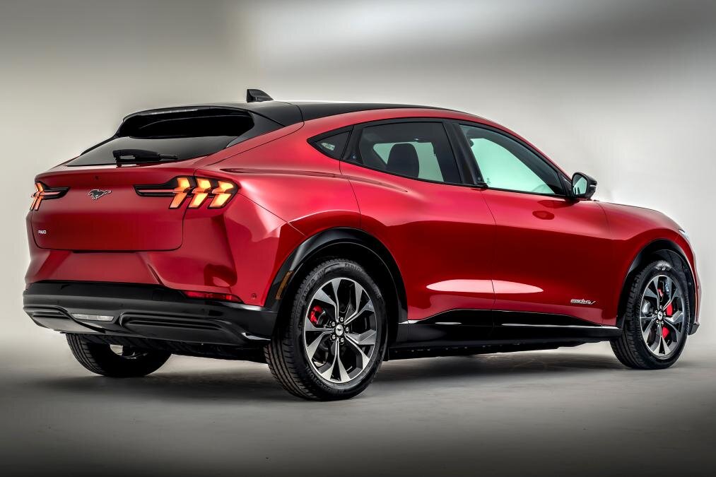 Ford Mustang Mach e gt 2021