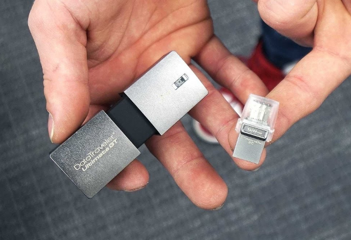 Современный USB-флеш накопители