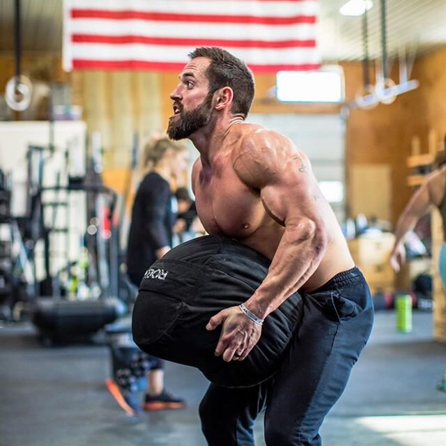 Самый спортивный. Кроссфит Майхем. CROSSFIT Mayhem Freedom. Самый спортивный человек в мире. Самый подготовленный человек в России.