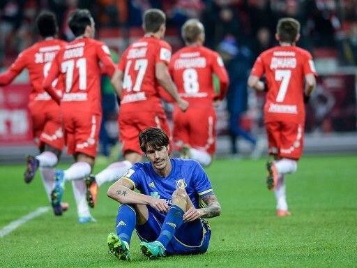 Судья устал от подсуживания. 