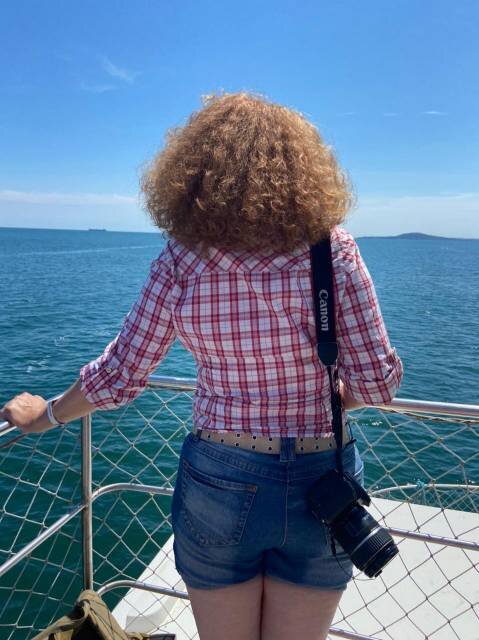 Подплываем к острову...