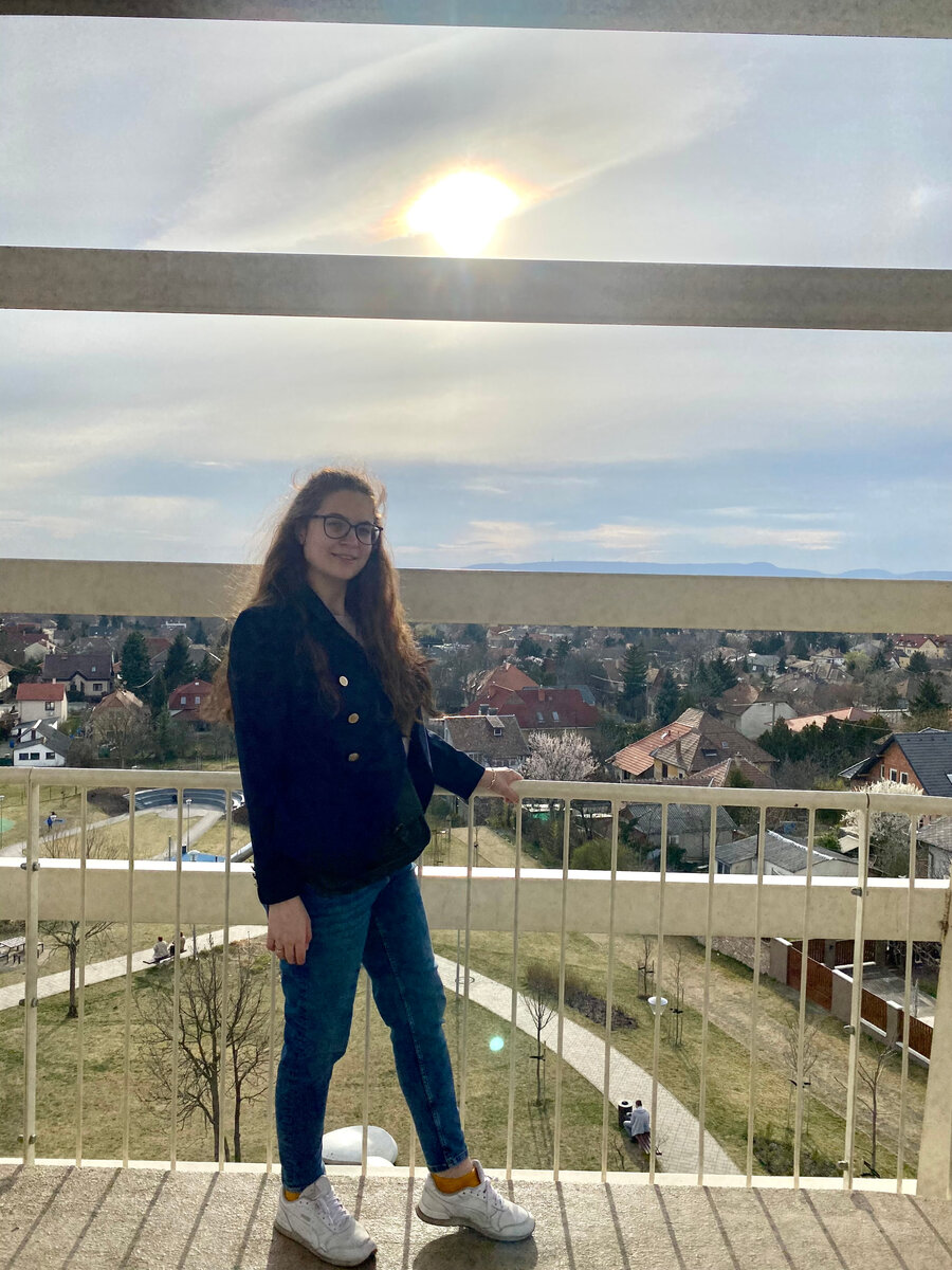 Сейчас автор работает онлайн, и никто меня угостить не может...и слава богу :)